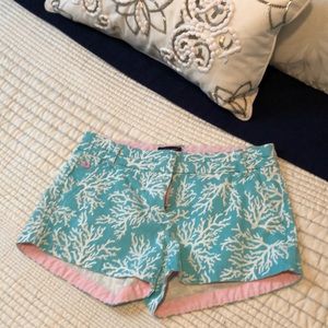 Turquoise & White Coral Southern Marsh Shorts